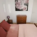 Uchvatny Vyhled Na Lägenhet