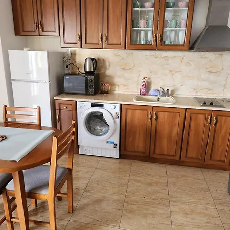 Uchvatny Vyhled Na Ахелой