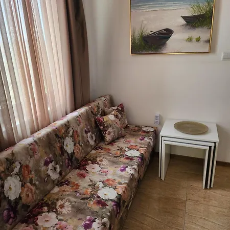 Uchvatny Vyhled Na Апартамент Ахелой