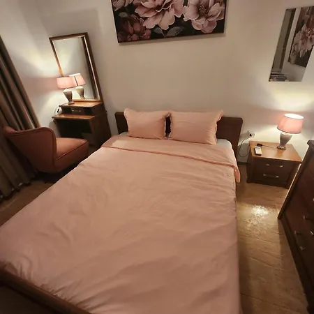 Uchvatny Vyhled Na Ахелой