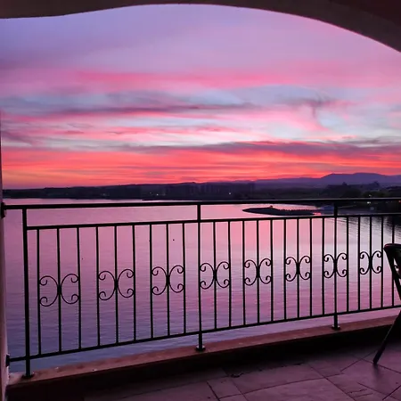 Uchvatny Vyhled Na أهيلوي